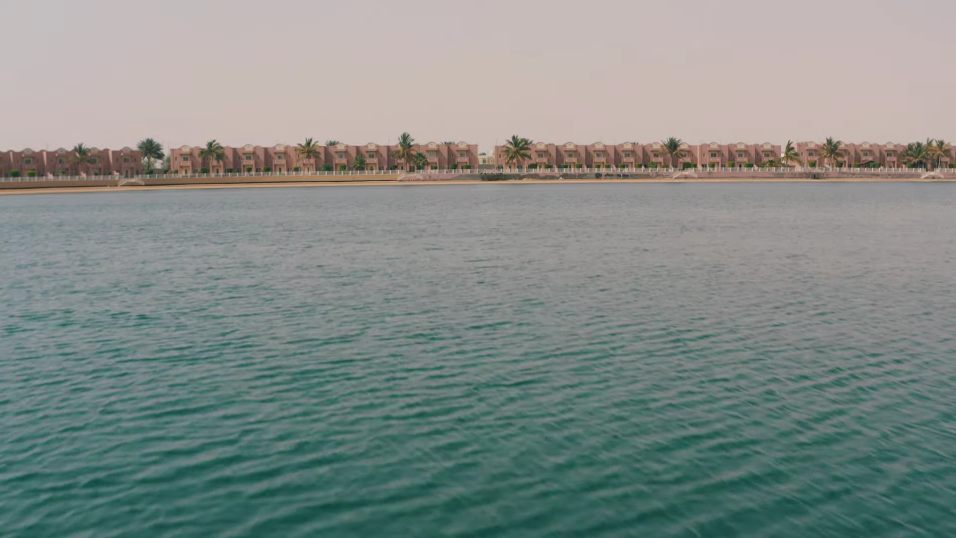 بحر ينبع من تصوير الفوتوغرافي لاحد عملائنا